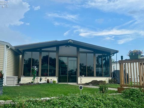 Tiny photo for 2860 W Risingsun Road, Port Clinton, OH 43452 (MLS # 10004277)