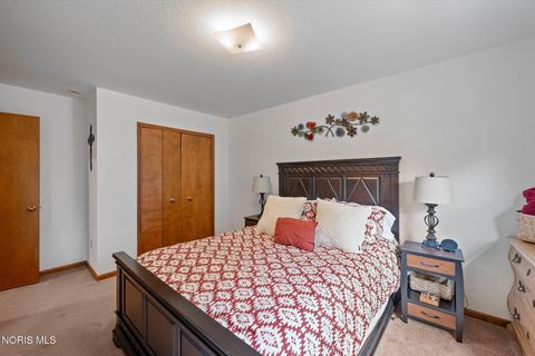 Tiny photo for 2331 Heatherglen Drive, Maumee, OH 43537 (MLS # 10007215)