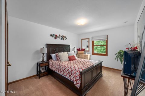 Tiny photo for 2331 Heatherglen Drive, Maumee, OH 43537 (MLS # 10007215)