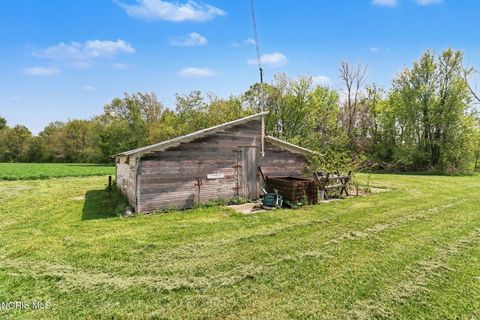 Tiny photo for 7549 Salisbury Road, Maumee, OH 43537 (MLS # 10006798)