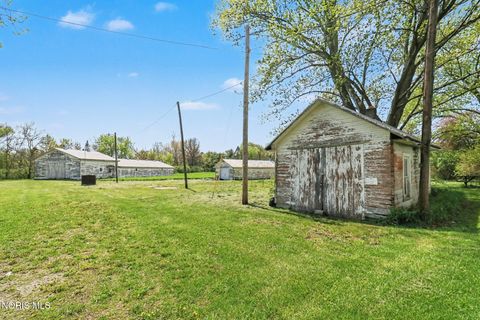 Tiny photo for 7549 Salisbury Road, Maumee, OH 43537 (MLS # 10006798)