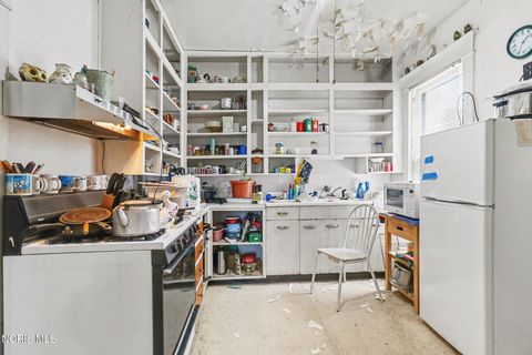 Tiny photo for 7549 Salisbury Road, Maumee, OH 43537 (MLS # 10006798)