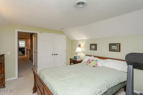 Tiny photo for 2352 Winterset Drive, Toledo, OH 43614 (MLS # 10006958)