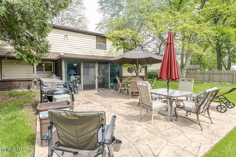 Tiny photo for 2352 Winterset Drive, Toledo, OH 43614 (MLS # 10006958)