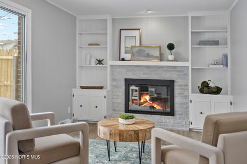 Tiny photo for 2024 Inglewood Road, Holland, OH 43528 (MLS # 10003813)