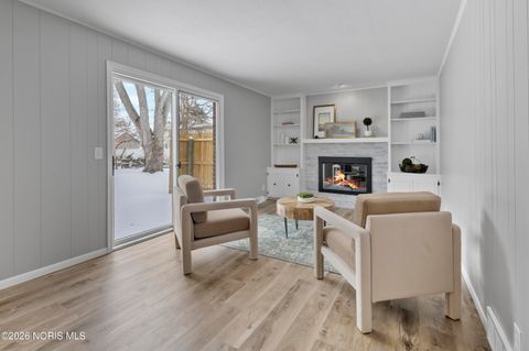 Tiny photo for 2024 Inglewood Road, Holland, OH 43528 (MLS # 10003813)