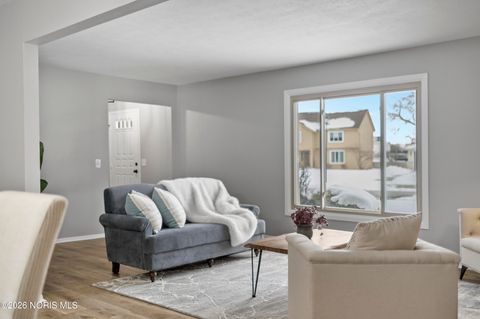 Tiny photo for 2024 Inglewood Road, Holland, OH 43528 (MLS # 10003813)