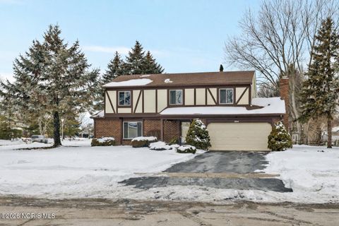 Tiny photo for 2024 Inglewood Road, Holland, OH 43528 (MLS # 10003813)