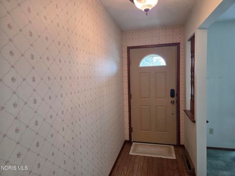 Tiny photo for 5722 E Candlestick Court, Toledo, OH 43615 (MLS # 10004532)