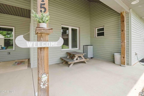 Tiny photo for 20515 County Road 15, Bluffton, OH 45817 (MLS # 10013354)