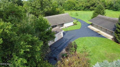 Tiny photo for 20515 County Road 15, Bluffton, OH 45817 (MLS # 10013354)