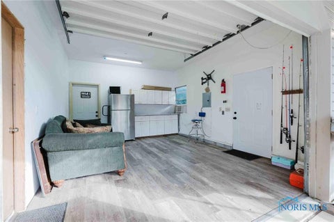 Tiny photo for 20515 County Road 15, Bluffton, OH 45817 (MLS # 10013354)