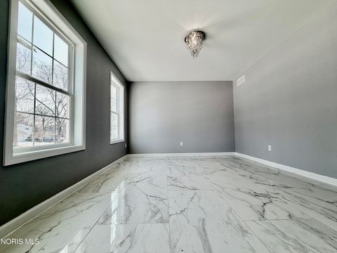 Tiny photo for 3945 Imperial Boulevard, Toledo, OH 43623 (MLS # 10004112)