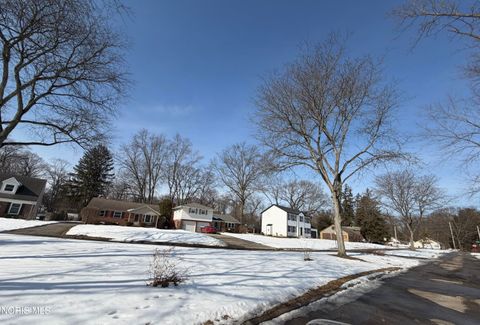 Tiny photo for 3945 Imperial Boulevard, Toledo, OH 43623 (MLS # 10004112)