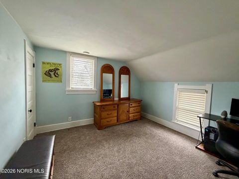 Tiny photo for 128 Frazee Avenue, Bowling Green, OH 43402 (MLS # 10002858)