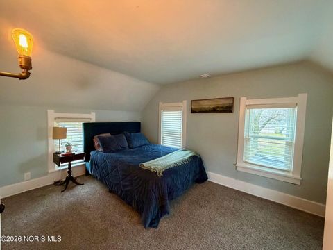 Tiny photo for 128 Frazee Avenue, Bowling Green, OH 43402 (MLS # 10002858)