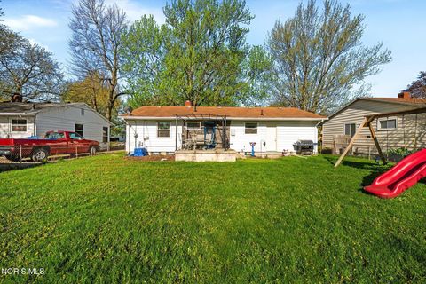 Tiny photo for 1621 Colleen Court, Toledo, OH 43614 (MLS # 10006630)
