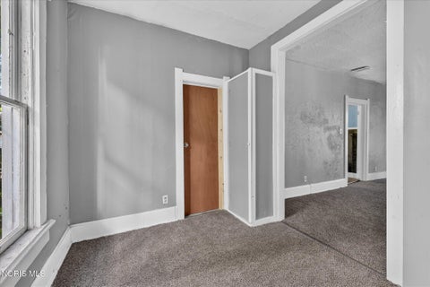 Tiny photo for 842 Lincoln Avenue, Toledo, OH 43607 (MLS # 10009231)