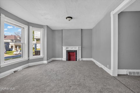 Tiny photo for 842 Lincoln Avenue, Toledo, OH 43607 (MLS # 10009231)