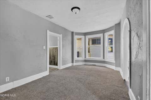Tiny photo for 842 Lincoln Avenue, Toledo, OH 43607 (MLS # 10009231)