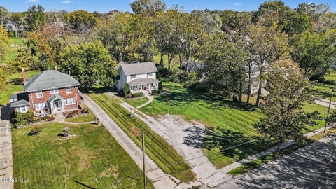Tiny photo for 2368 Tremainsville Road, Toledo, OH 43613 (MLS # 10014317)