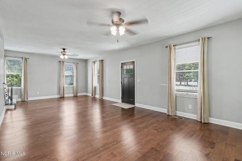Tiny photo for 2368 Tremainsville Road, Toledo, OH 43613 (MLS # 10014317)