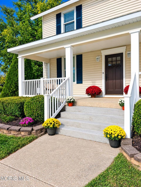 Tiny photo for 2368 Tremainsville Road, Toledo, OH 43613 (MLS # 10014317)