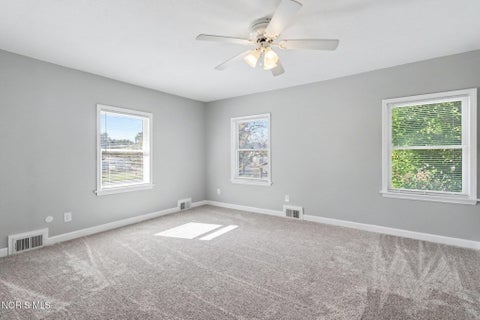 Tiny photo for 2368 Tremainsville Road, Toledo, OH 43613 (MLS # 10014317)