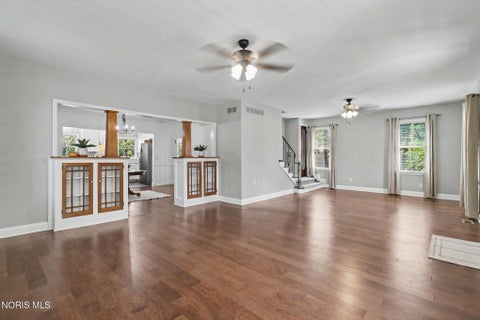 Tiny photo for 2368 Tremainsville Road, Toledo, OH 43613 (MLS # 10014317)