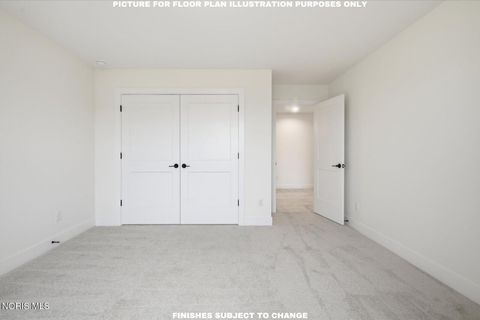 Tiny photo for 115 Kinloch Drive, Perrysburg, OH 43551 (MLS # 10007305)