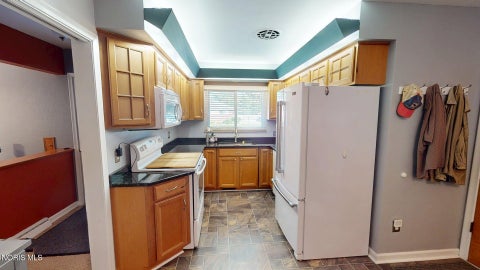 Tiny photo for 414 Holly Drive, Oregon, OH 43616 (MLS # 10014447)