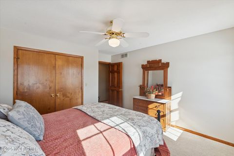 Tiny photo for 112 Sylvanus Street, Archbold, OH 43502 (MLS # 10001593)