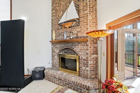 Tiny photo for 909 Township Rd 243, Fostoria, OH 44830 (MLS # 10003267)