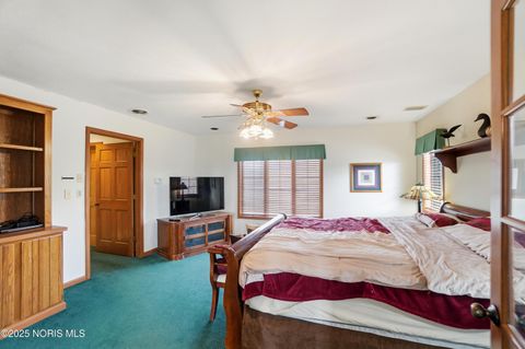 Tiny photo for 909 Township Rd 243, Fostoria, OH 44830 (MLS # 10003267)