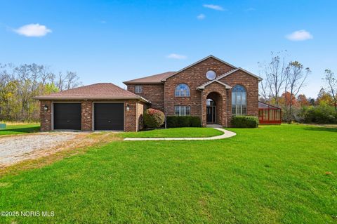 Tiny photo for 909 Township Rd 243, Fostoria, OH 44830 (MLS # 10003267)