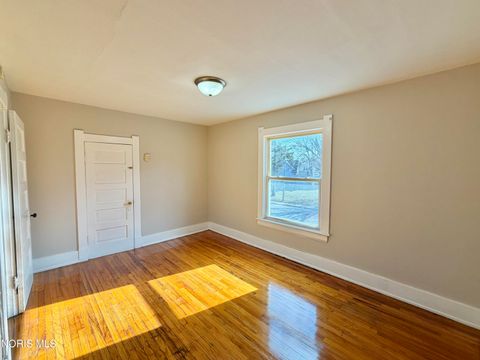 Tiny photo for 3359 N Detroit Avenue, Toledo, OH 43610 (MLS # 10005181)