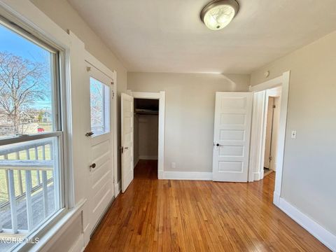 Tiny photo for 3359 N Detroit Avenue, Toledo, OH 43610 (MLS # 10005181)