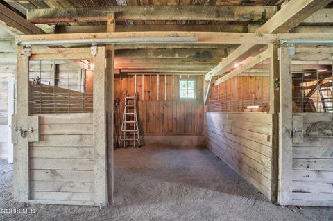 Tiny photo for 8201 Heller Road, Whitehouse, OH 43571 (MLS # 10007796)
