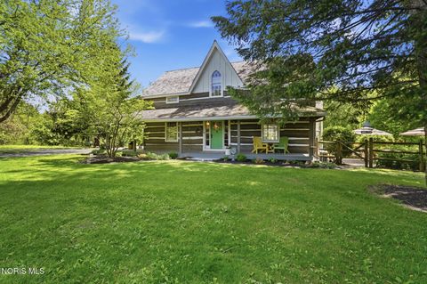 Tiny photo for 8201 Heller Road, Whitehouse, OH 43571 (MLS # 10007796)