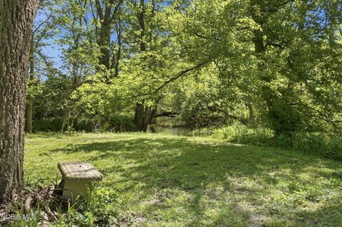 Tiny photo for 8201 Heller Road, Whitehouse, OH 43571 (MLS # 10007796)