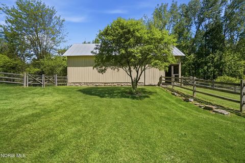 Tiny photo for 8201 Heller Road, Whitehouse, OH 43571 (MLS # 10007796)