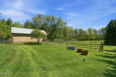 Tiny photo for 8201 Heller Road, Whitehouse, OH 43571 (MLS # 10007796)