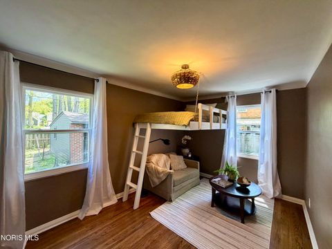 Tiny photo for 4203 Rugby Drive, Toledo, OH 43614 (MLS # 10007609)