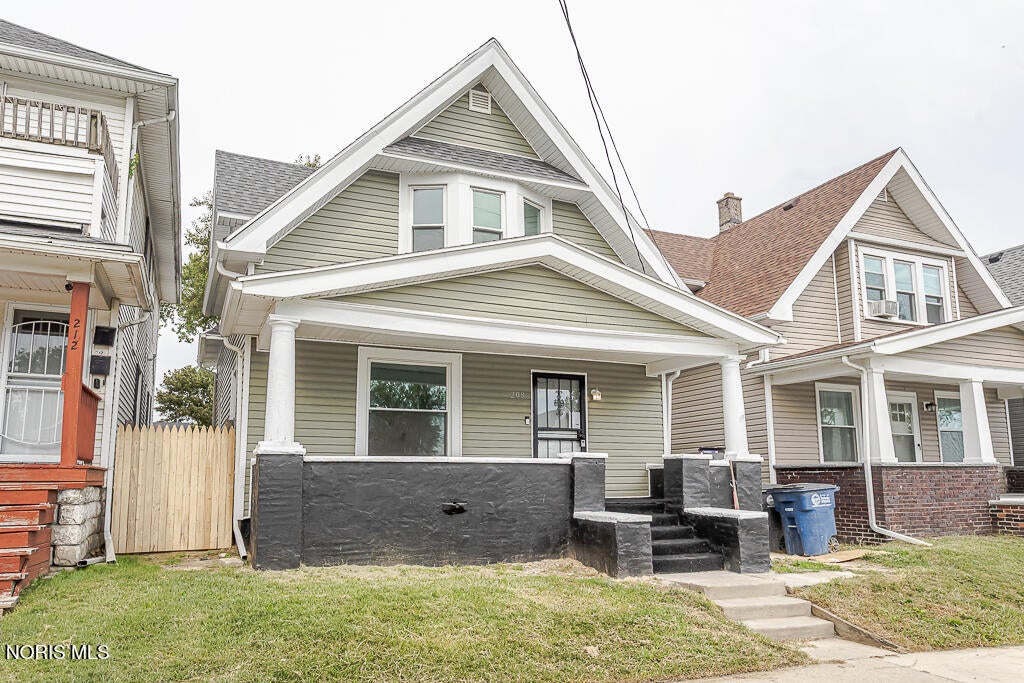208 South Avenue