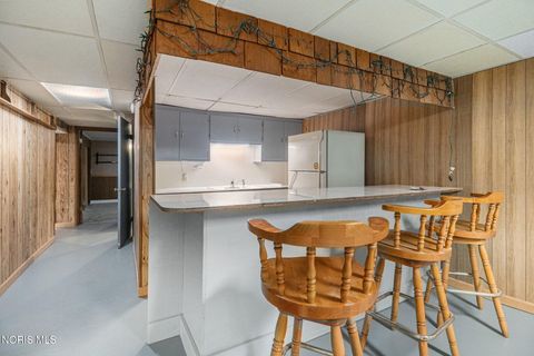 Tiny photo for 3155 Eastmoreland Drive, Oregon, OH 43616 (MLS # 10005019)