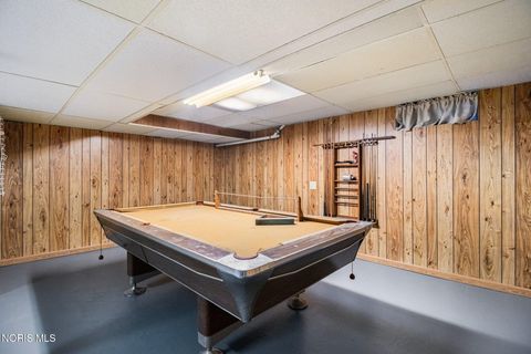 Tiny photo for 3155 Eastmoreland Drive, Oregon, OH 43616 (MLS # 10005019)