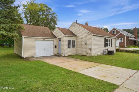 Photo of 4618 Douglas Road, Toledo, OH 43613 (MLS # 10012054)