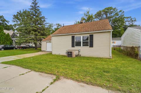 Tiny photo for 4618 Douglas Road, Toledo, OH 43613 (MLS # 10012054)