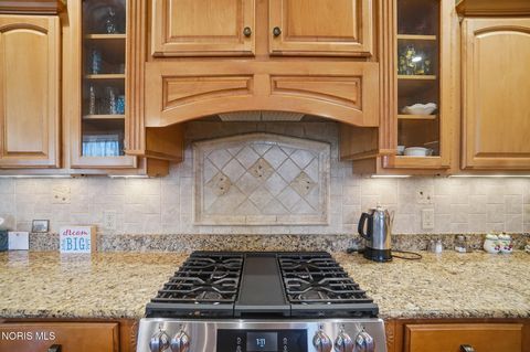 Tiny photo for 414 Edgewood Drive, Wauseon, OH 43567 (MLS # 10006515)