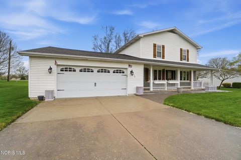 Tiny photo for 414 Edgewood Drive, Wauseon, OH 43567 (MLS # 10006515)